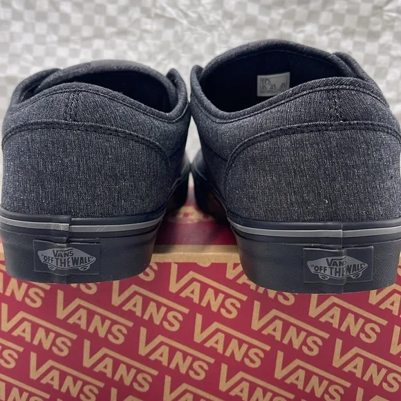 Vans Men’s Sneakers Canvas Upper Atwood
(Varsity Textile) Black/Pewt
VN0A45J9VEJ - Picture 13 of 16